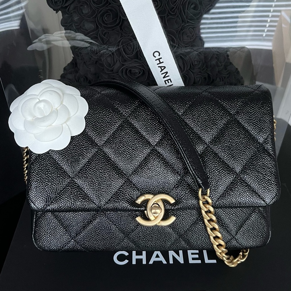 ❌sold  ❌ Chanel 22P Chain Melody caviar flap bag